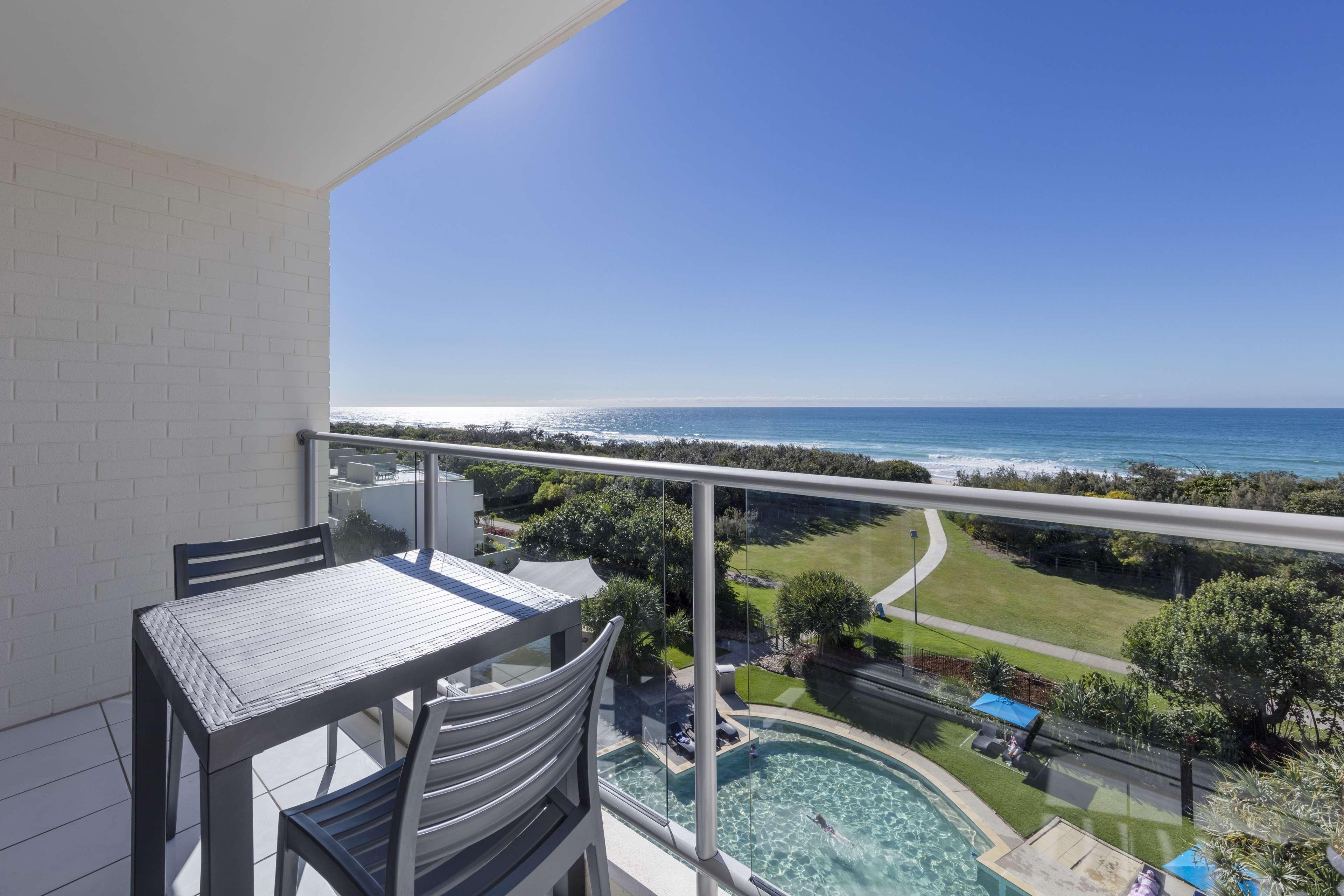 Ramada By Wyndham Marcoola Beach Экстерьер фото
