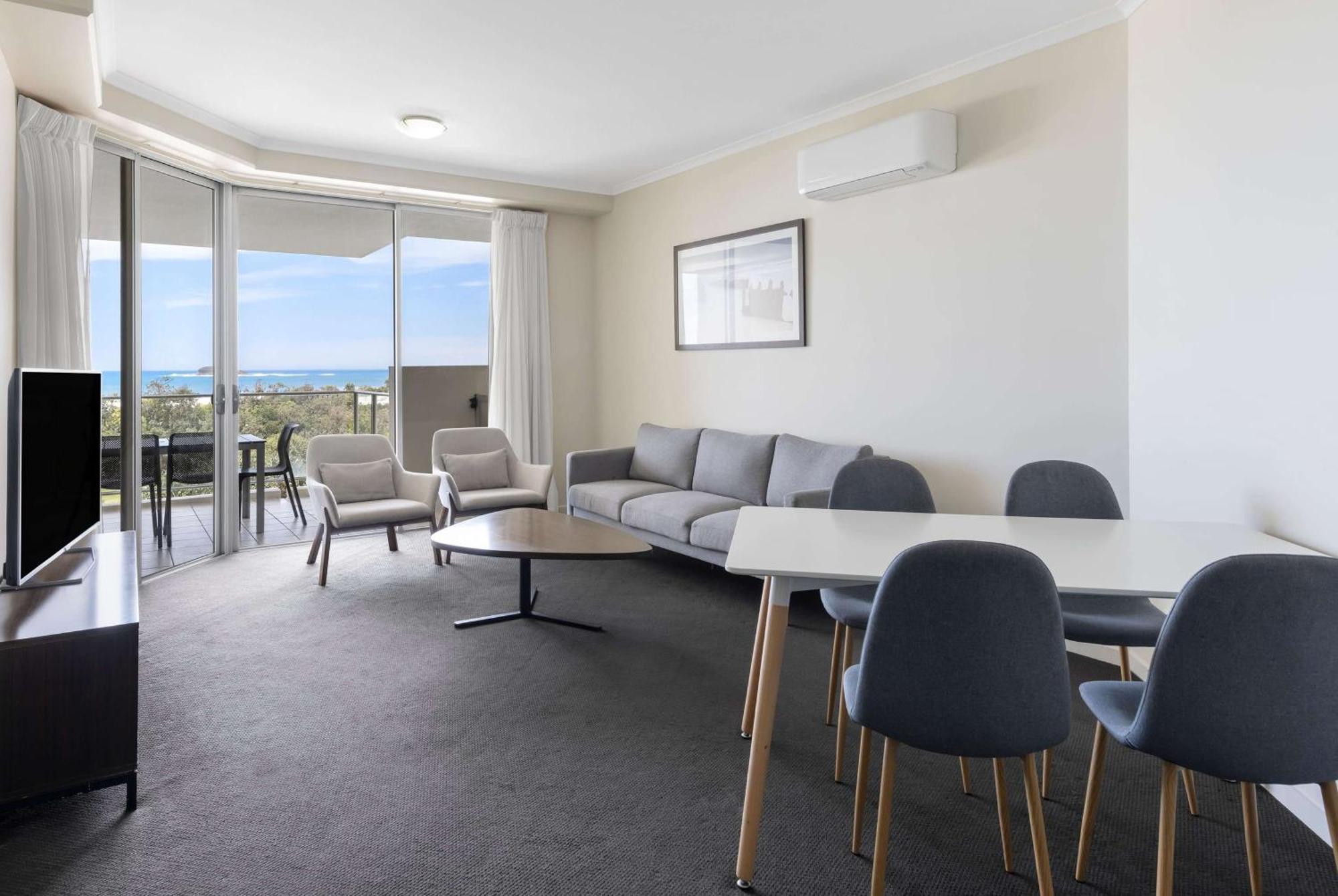 Ramada By Wyndham Marcoola Beach Экстерьер фото