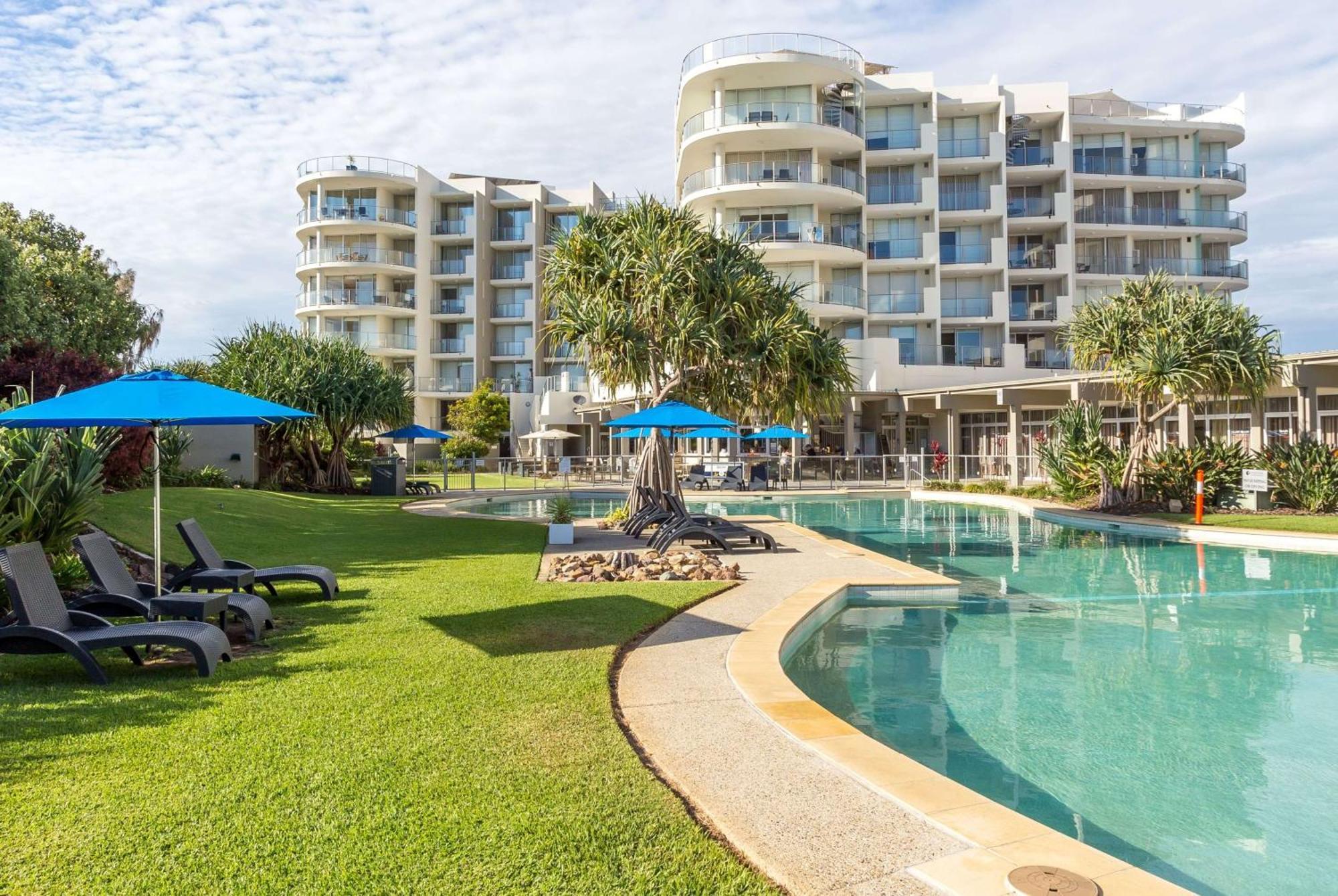 Ramada By Wyndham Marcoola Beach Экстерьер фото